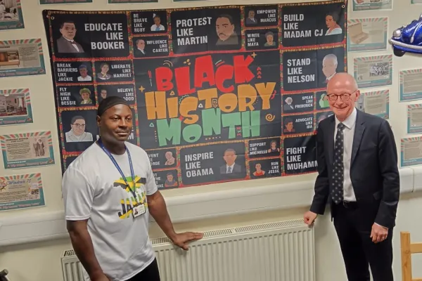 MP Pat McFadden Visits Wolverhampton Wellbeing Hub for Black History Month & World Mental Health Day 